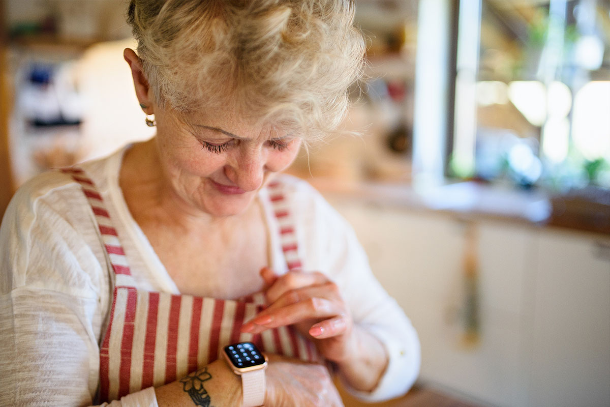 montre connectée pour personnes âgées