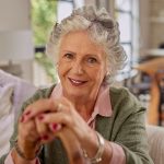 sécuriser la maison d'une personne âgée