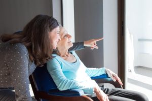 Différence entre EHPAD et maison de retraite